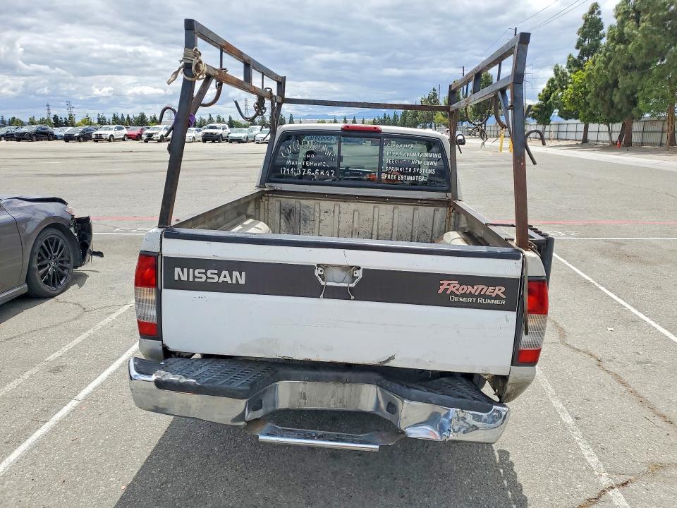 1999 Nissan Frontier XE