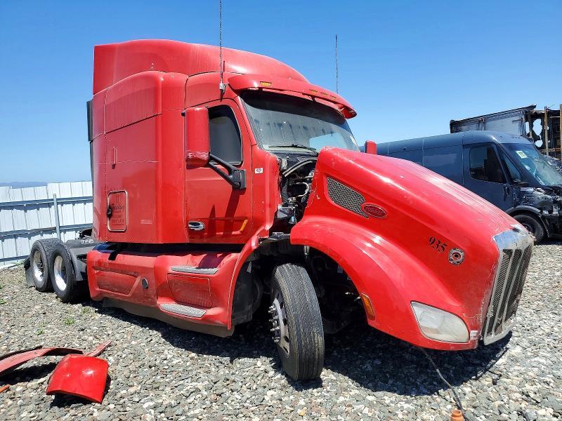 2019 Peterbilt 579 Semi Truck