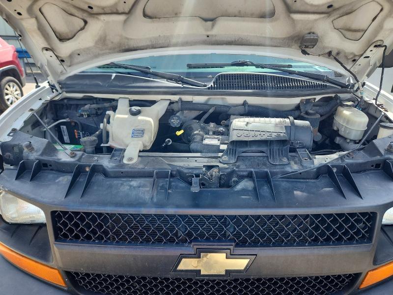 2015 Chevrolet Express 2500 Cargo Delivery Van