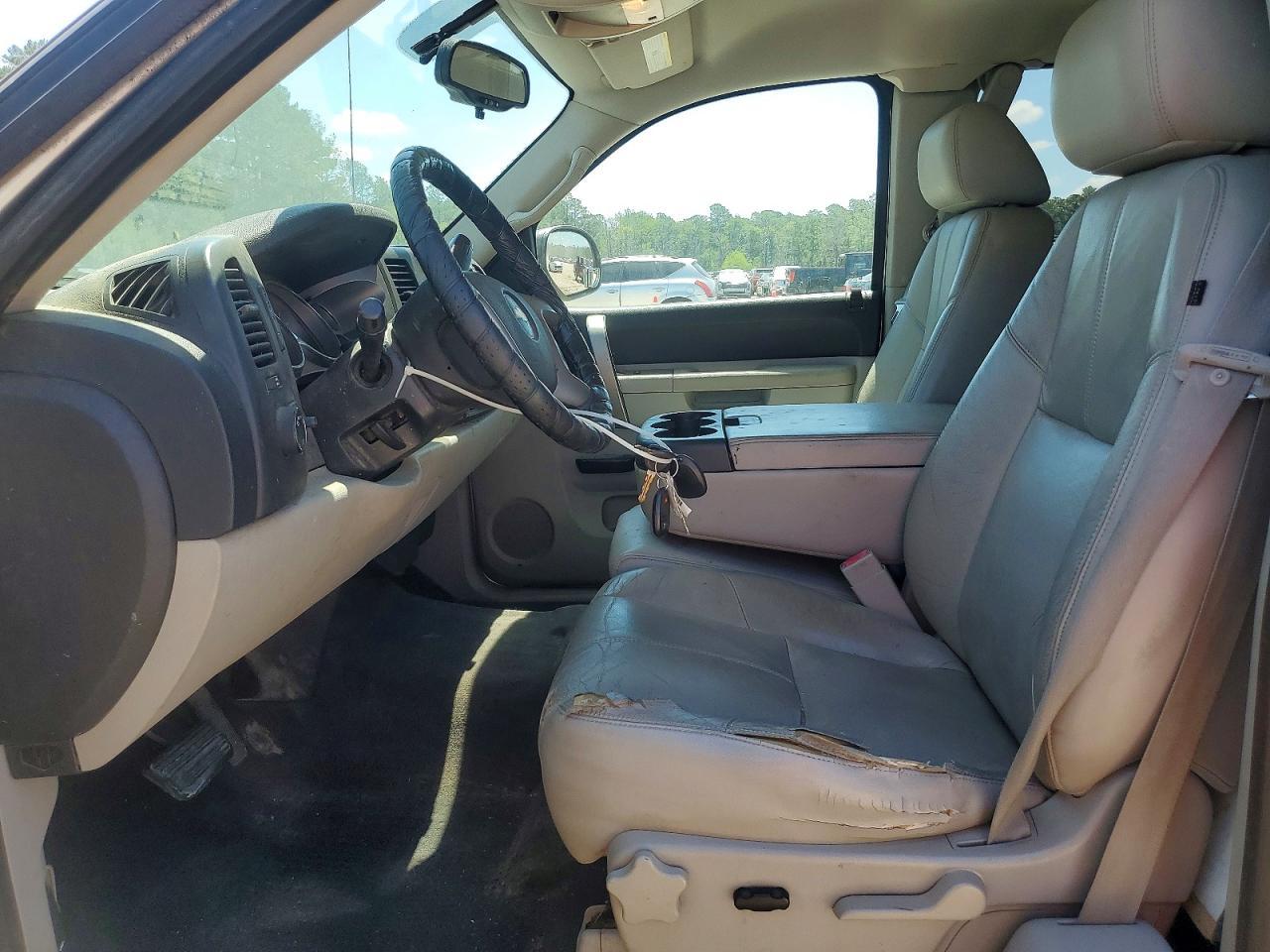 2011 Chevrolet Silverado C1500 lt