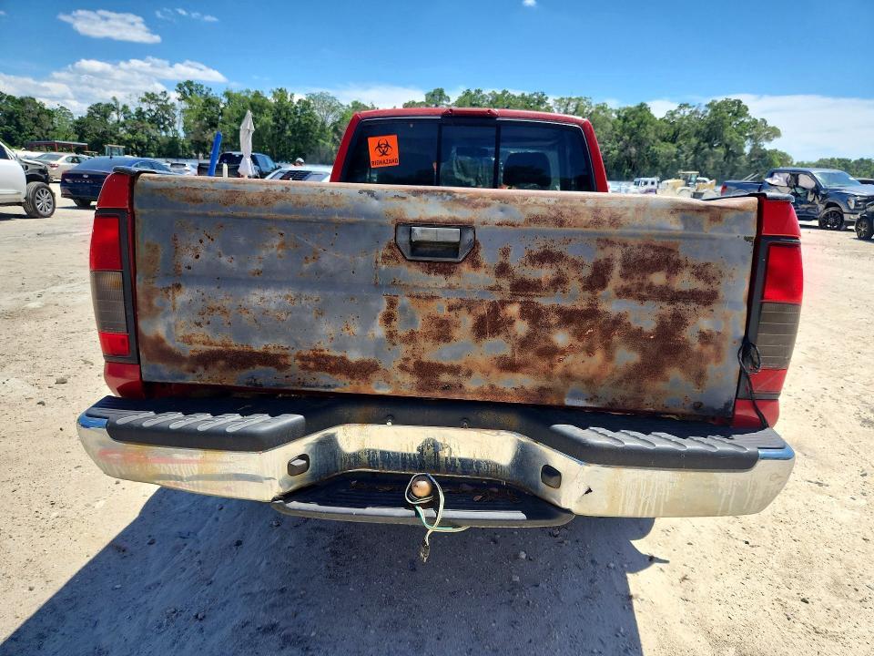 2000 Nissan Frontier XE Desert Runner