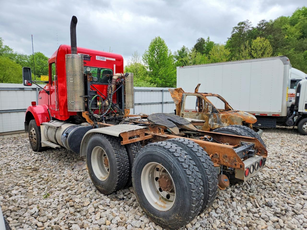 2013 Kenworth T800 Semi Truck