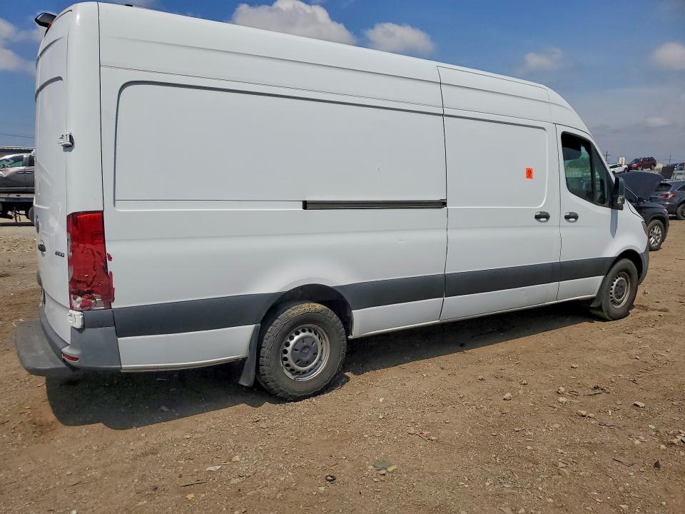 2022 Mercedes-Benz Sprinter 2500