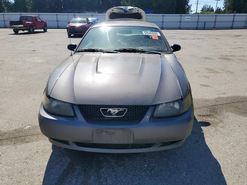 2003 Ford Mustang