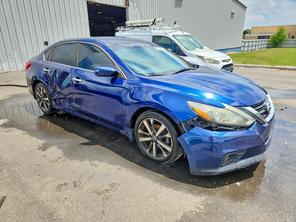 2016 Nissan Altima 2.5 sr