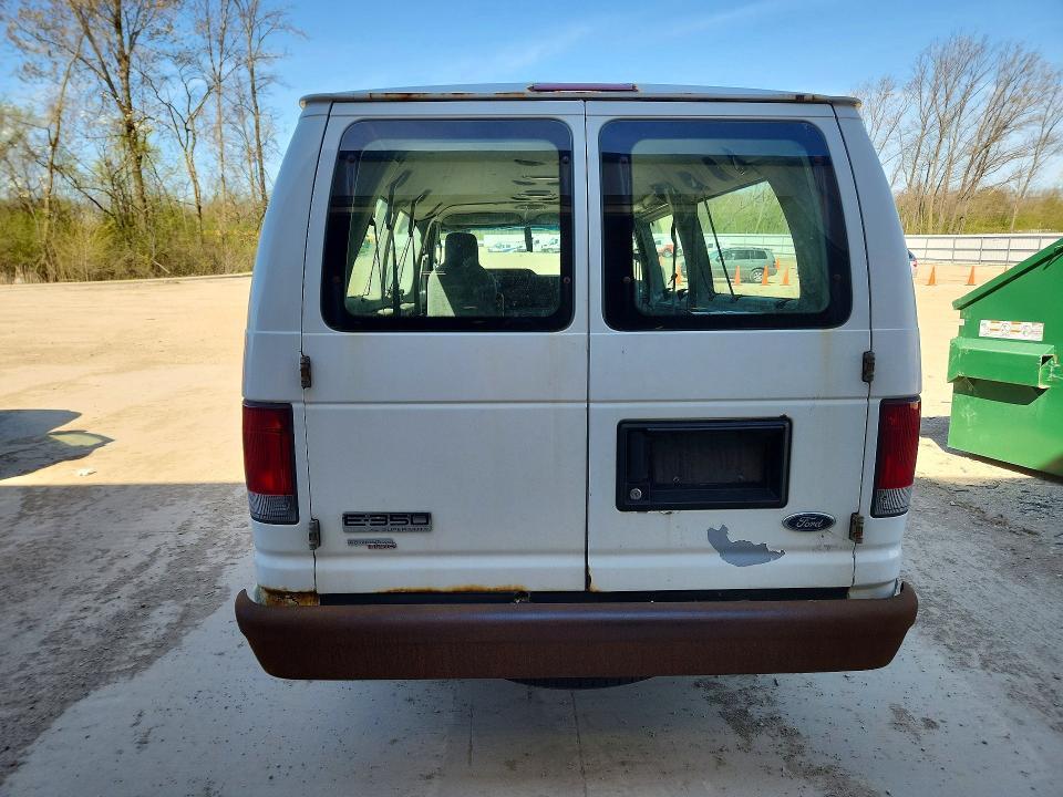 2009 Ford Econoline E350 Super Duty Wagon