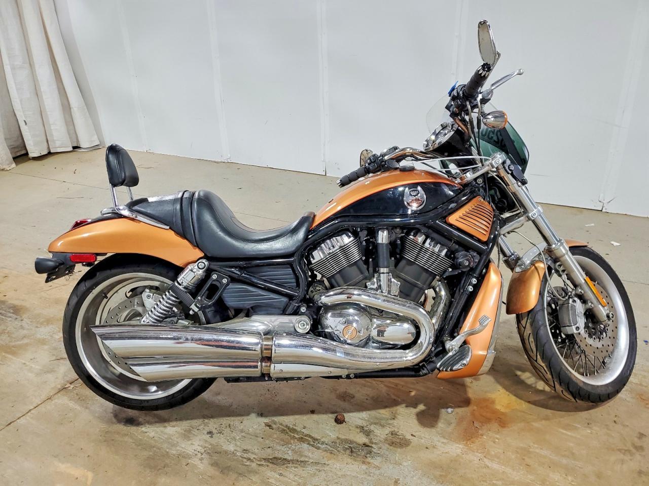 2008 Harley-Davidson Vrscaw 105TH Anniversary Edition