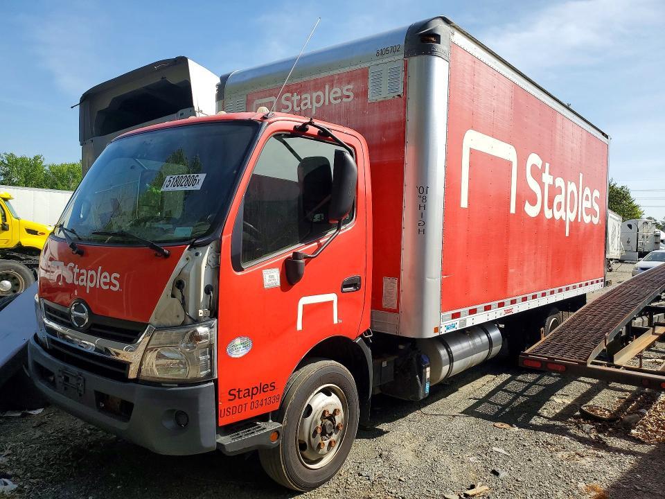2017 Hino 195