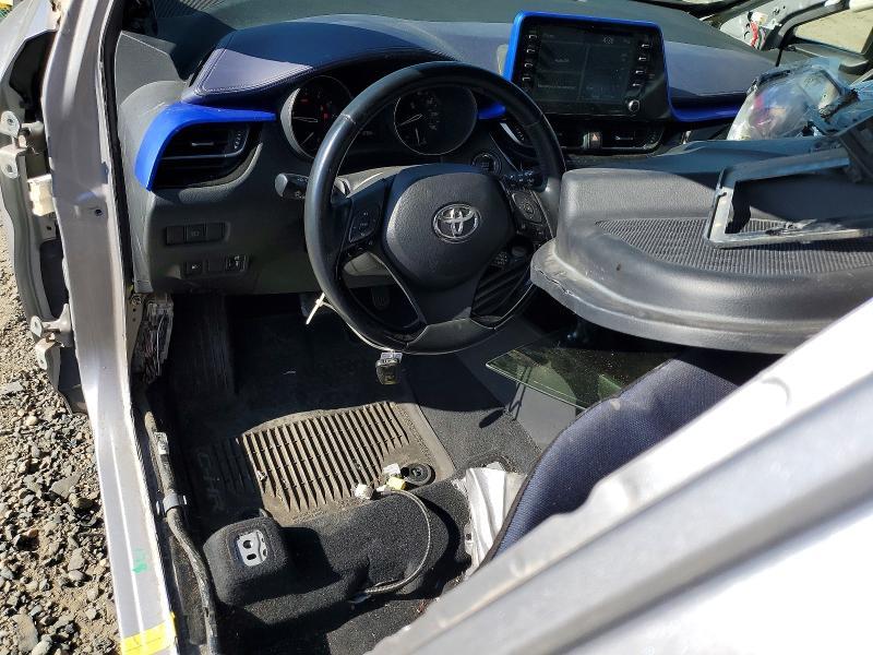 2020 Toyota C-hr xle