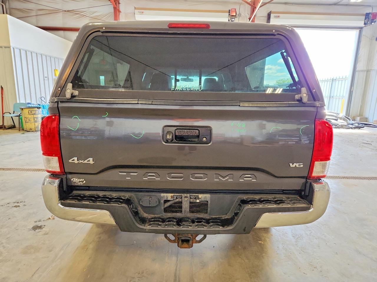 2016 Toyota Tacoma SR5 V6