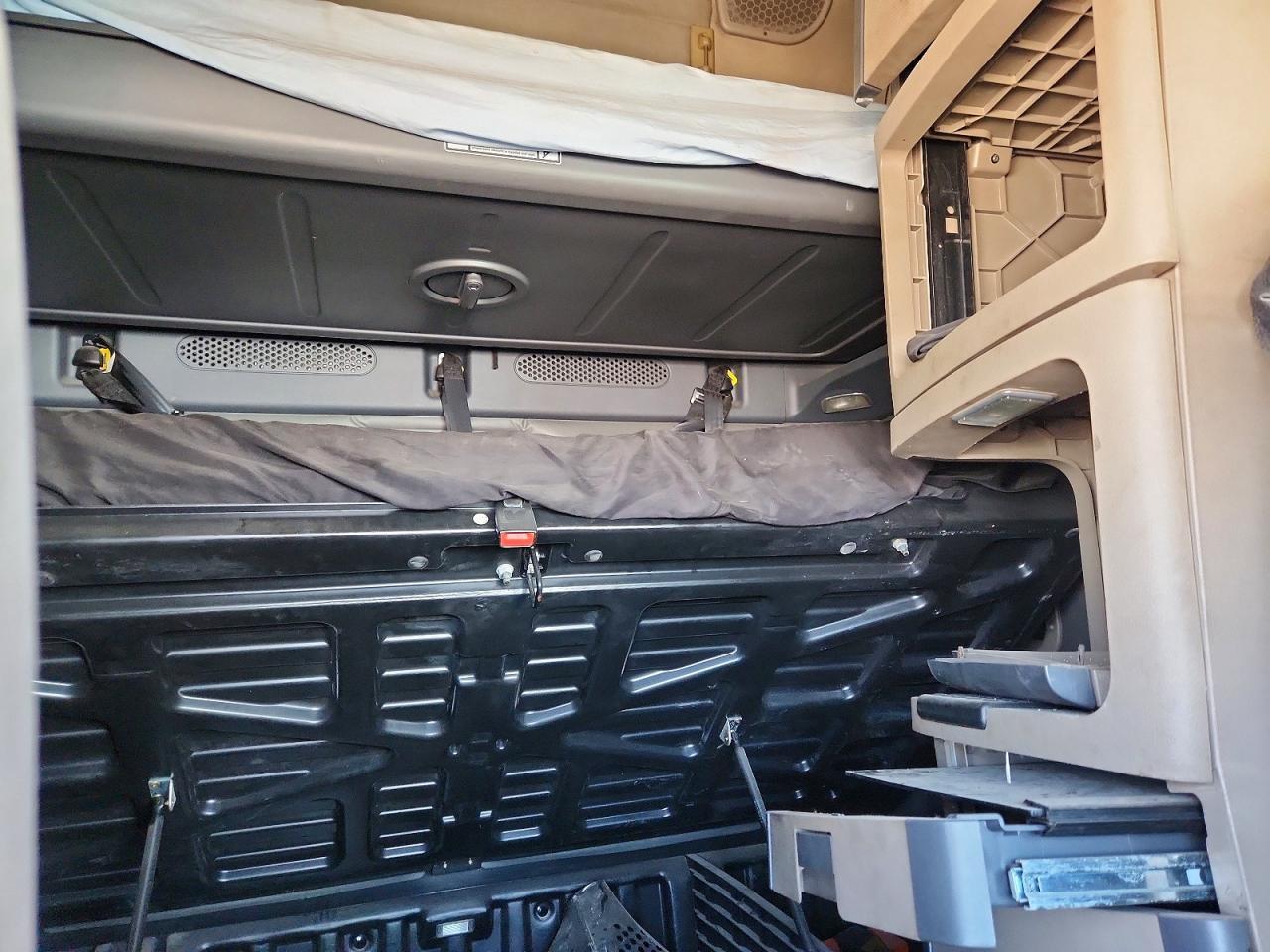 2016 Freigliner Cascadia 125