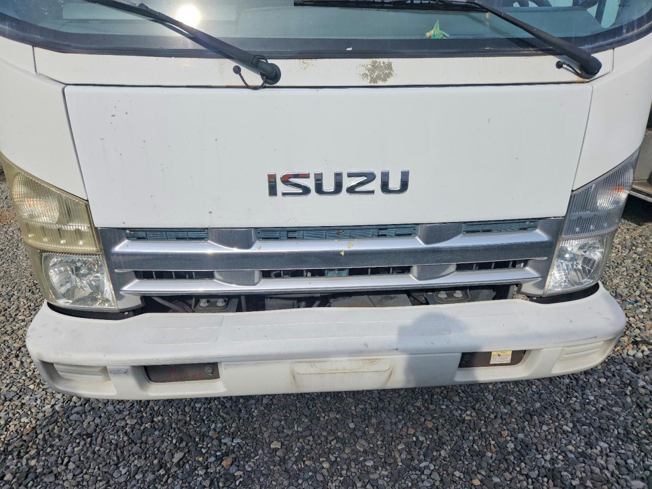 2008 Isuzu NRR BOX Truck