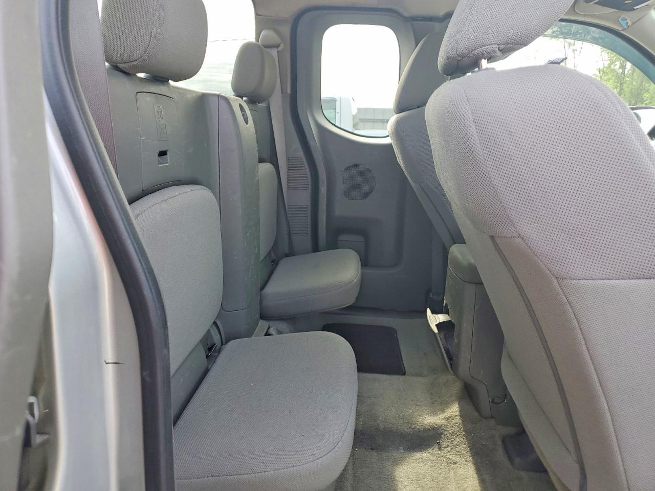 2017 Nissan Frontier S
