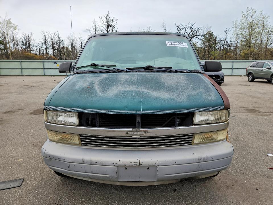 1998 Chev Astro