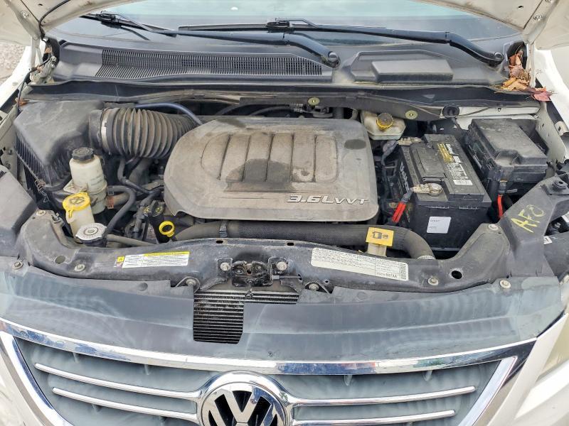 2012 Volkswagen Routan se