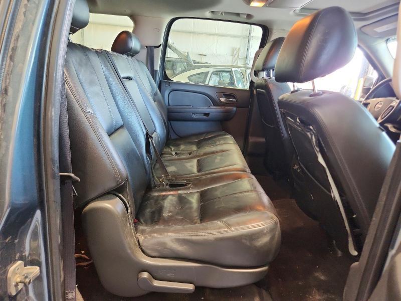2010 GMC Yukon xl K1500 slt