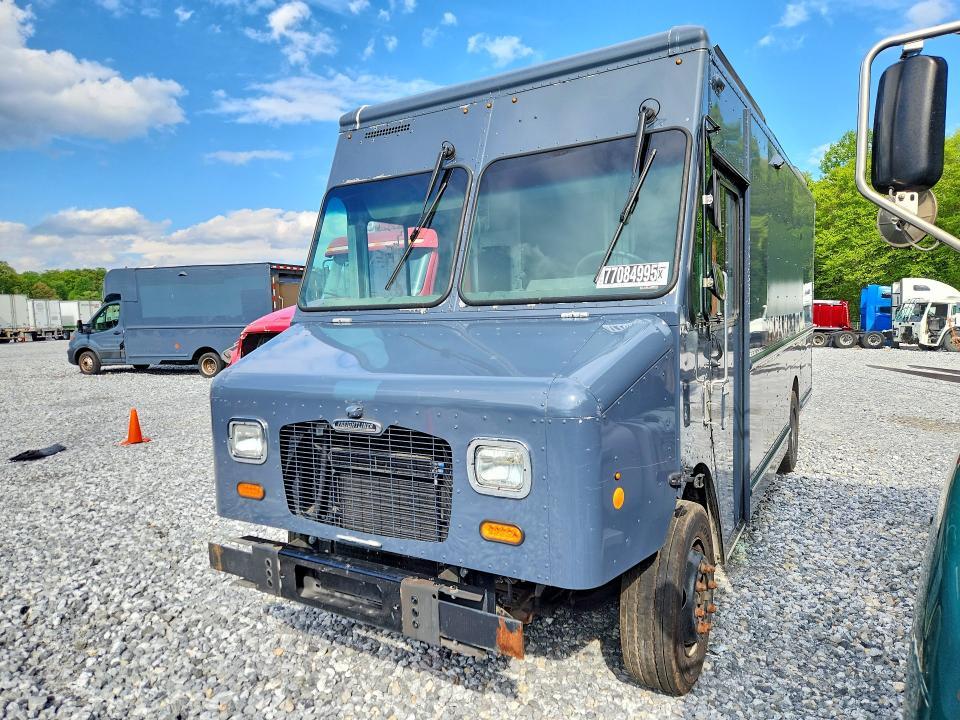 2021 Freightliner MT45G Delivery Truck