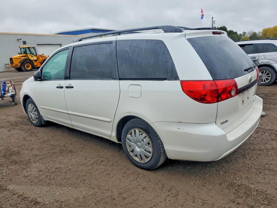 2009 Toyota Sienna ce