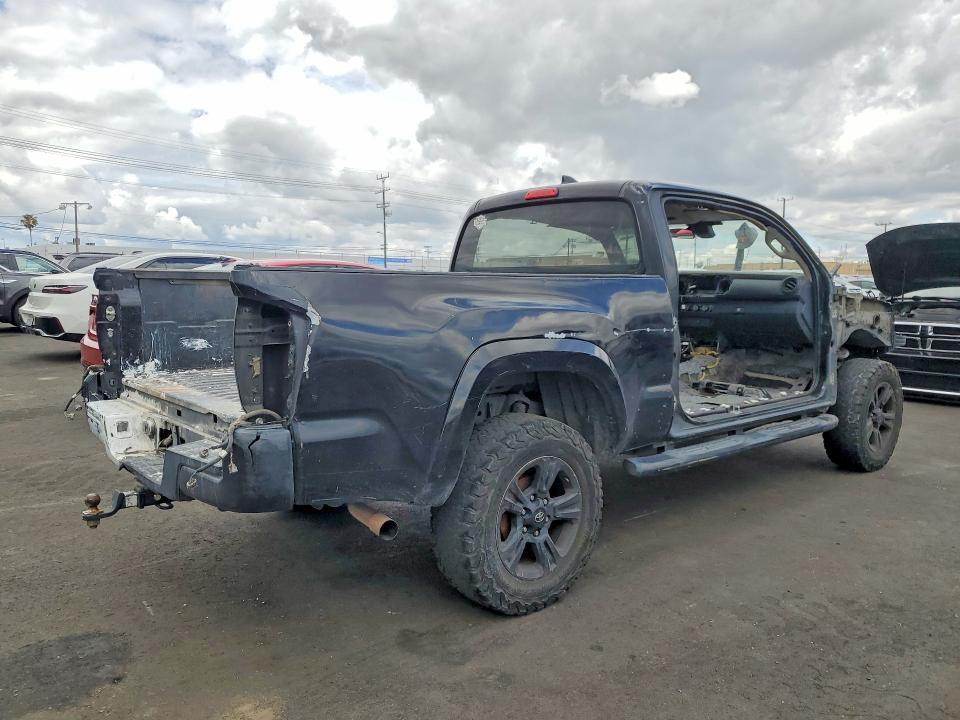 2019 Toyota Tacoma SR