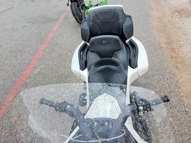 2017 Can-Am Spyder Roadster RT