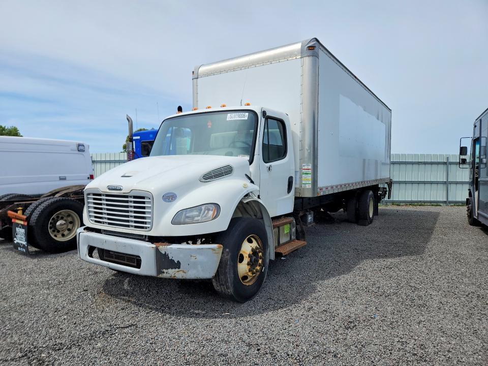 2018 Freightliner Business Class M2 BOX Truck