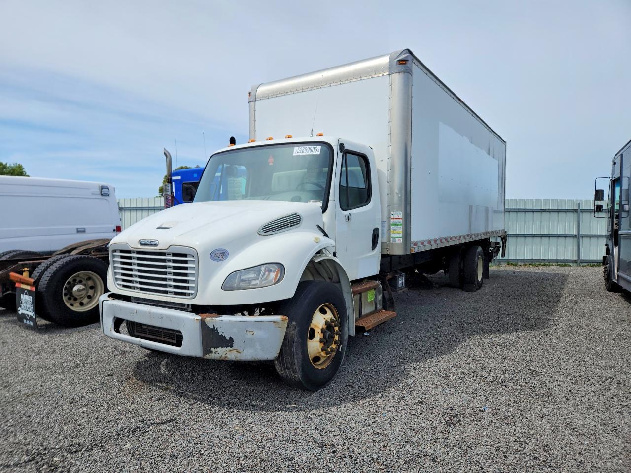2018 Freightliner Business Class M2 BOX Truck
