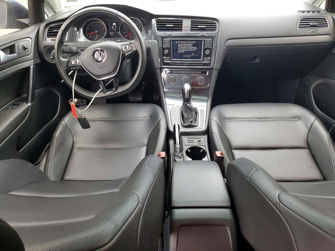 2020 Volkswagen Golf