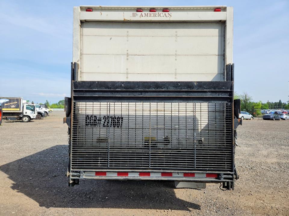 2007 Isuzu NQR BOX Truck
