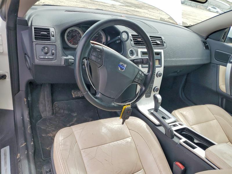 2011 Volvo C70 T5