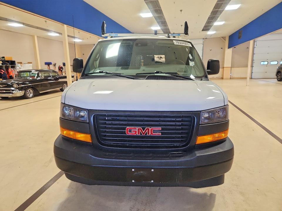 2024 GMC Savana G2500