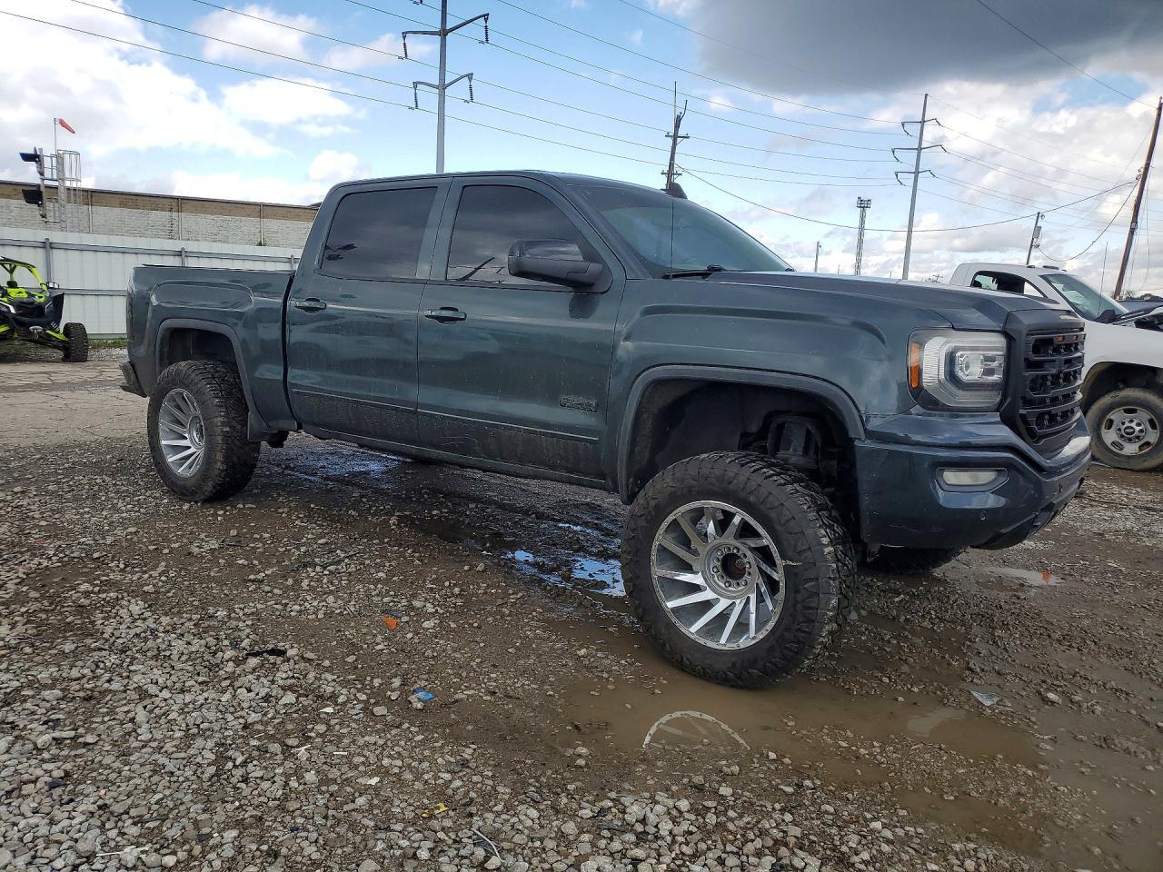 2017 GMC Sierra K1500 SLT