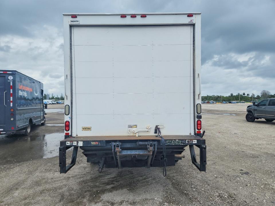 2016 Ford E350 BOX Truck