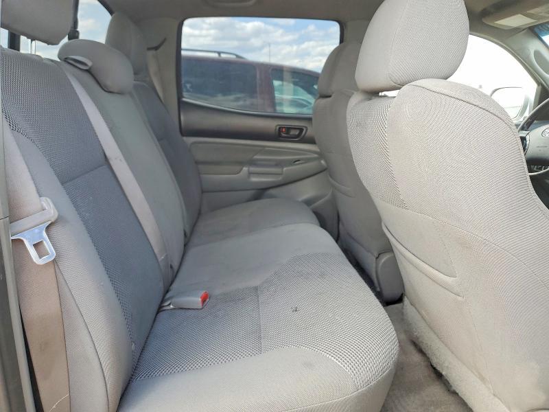 2006 Toyota Tacoma DLX