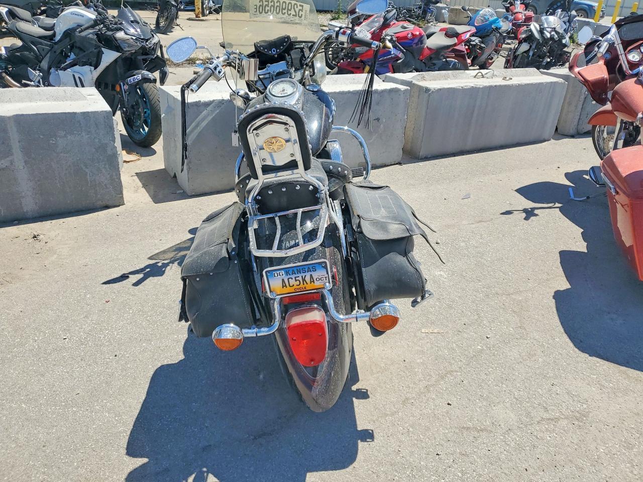 2004 Yamaha XVS1100 A