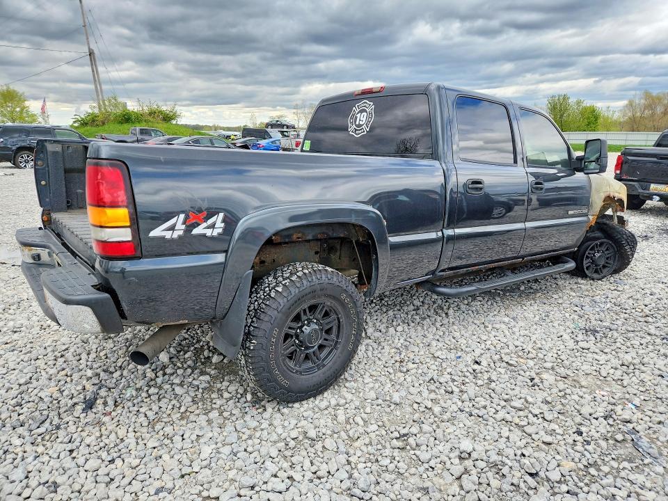 2004 GMC Sierra K2500 Heavy Duty