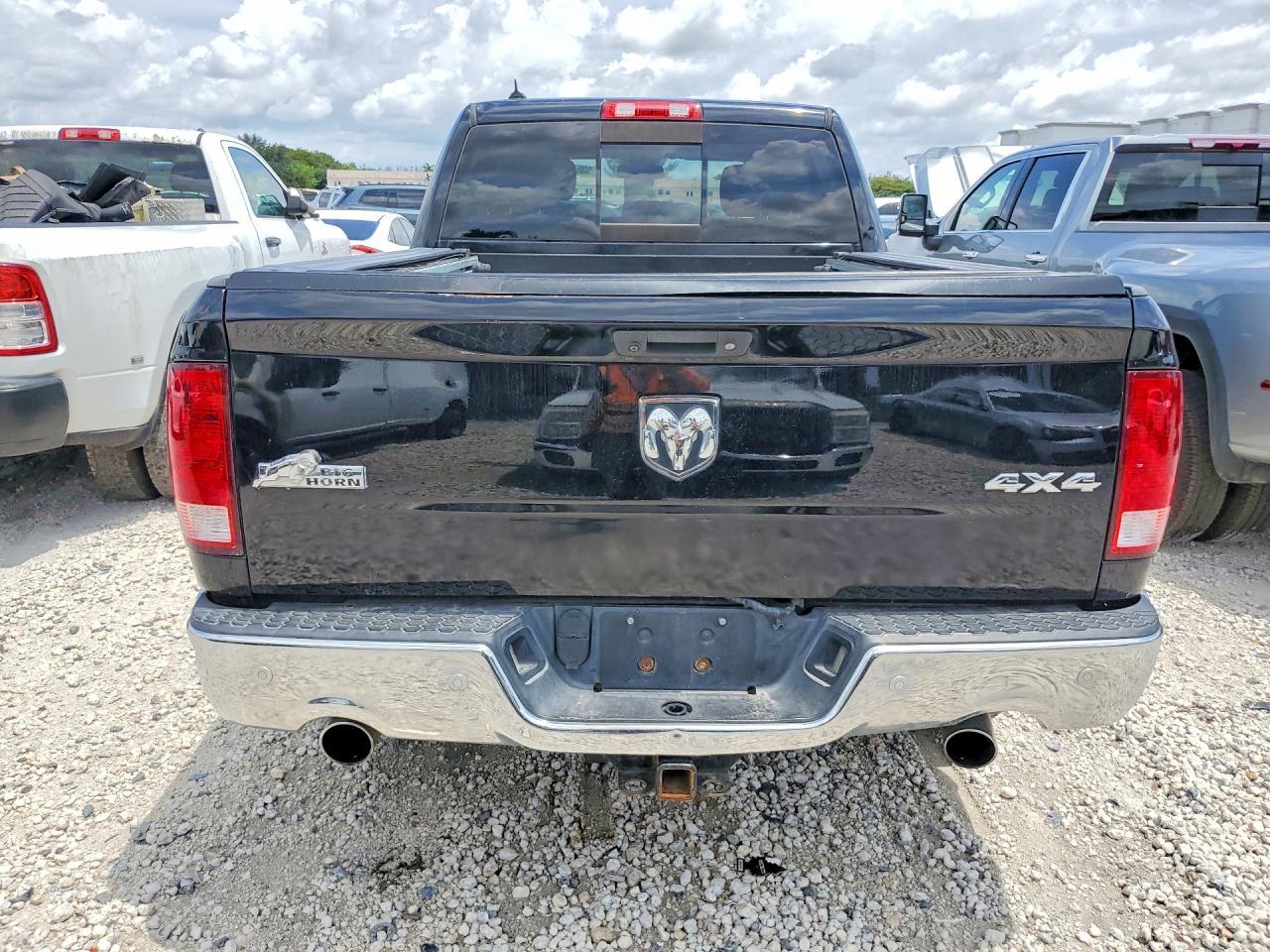 2014 Dodge RAM 1500 SLT