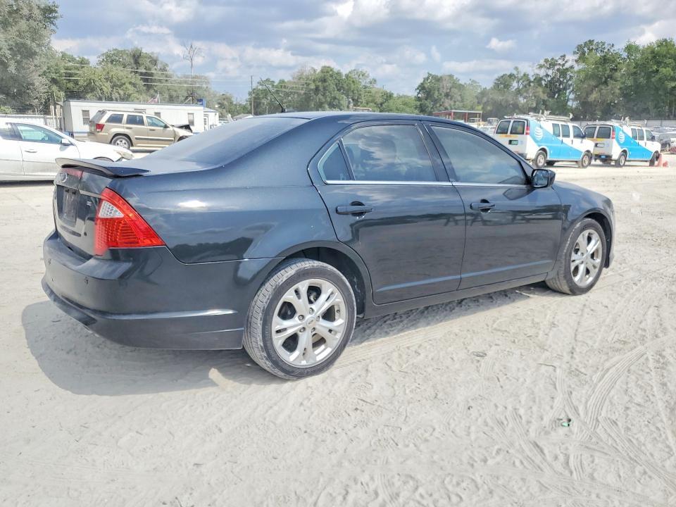 2012 Ford Fusion se