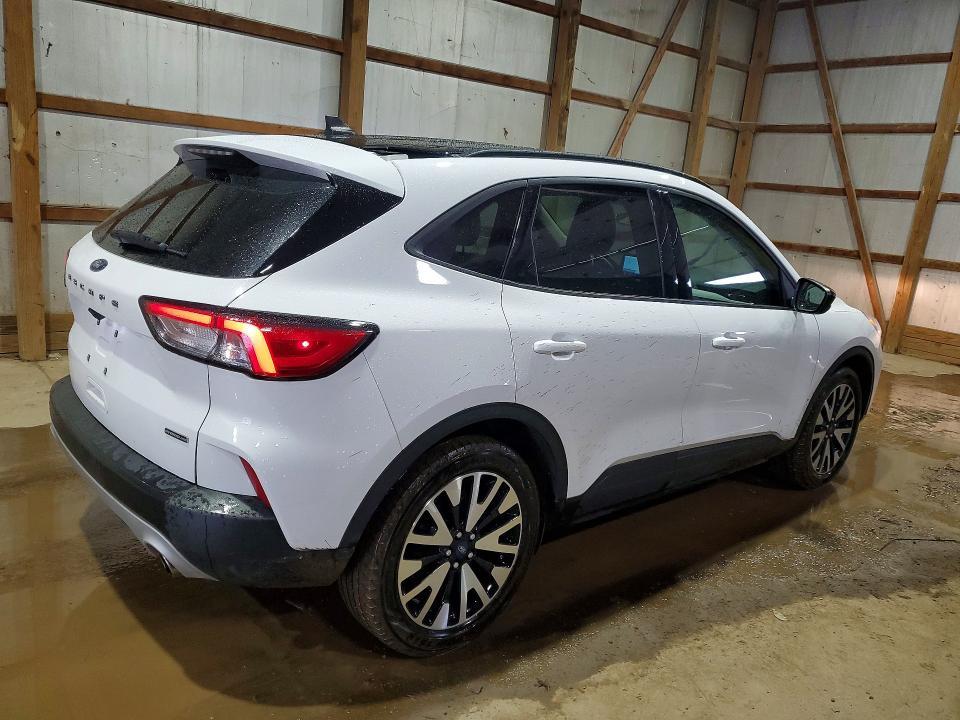 2020 Ford Escape se Sport