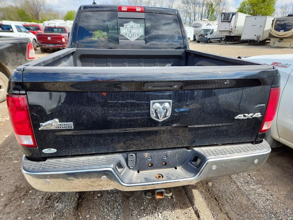2015 Dodge RAM 1500 SLT
