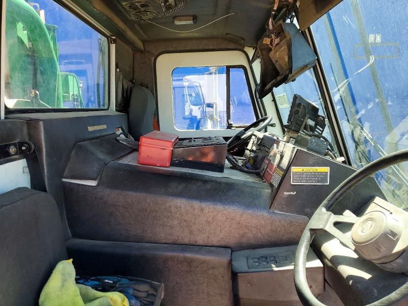 2011 Mack LEU613 Refuse Truck