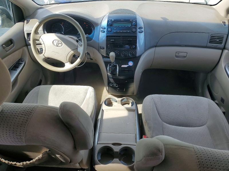 2008 Toyota Sienna le 7-passenger