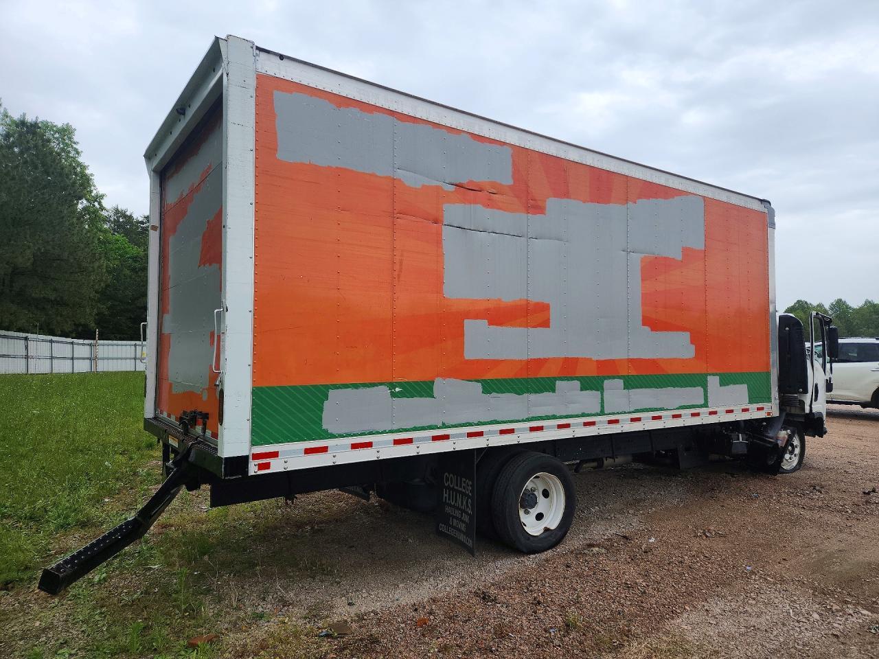 2023 Isuzu NPR HD