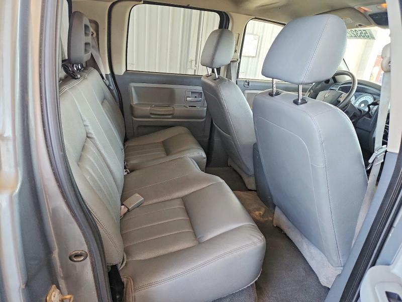 2005 Dodge Dakota Quad Laramie