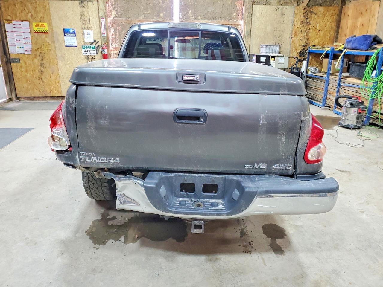 2004 Toyota Tundra SR5