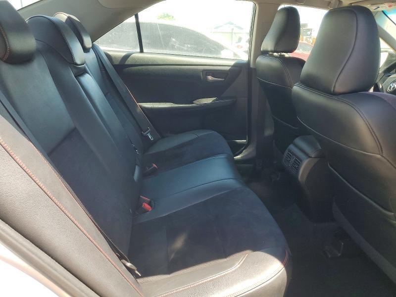 2015 Toyota Camry xse