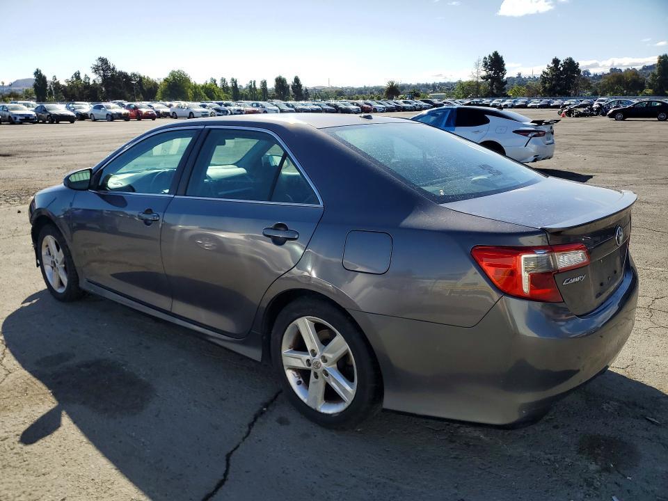 2014 Toyota Camry se