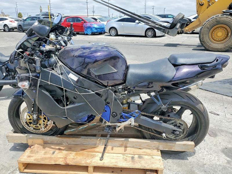 2000 Kawasaki ZX900 E