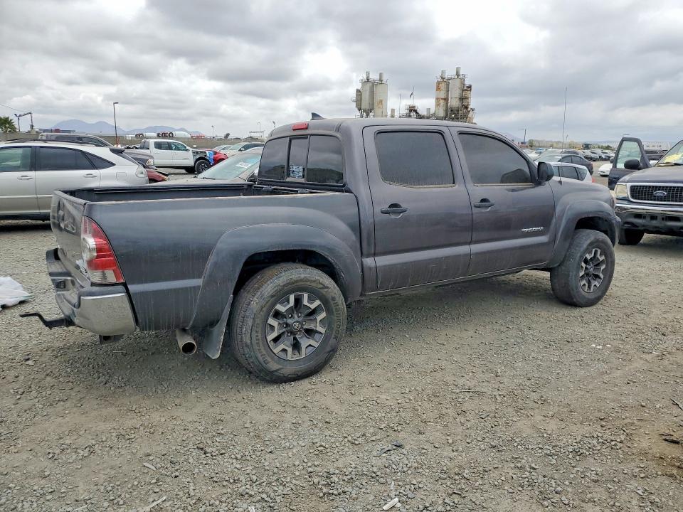 2015 Toyota Tacoma Base