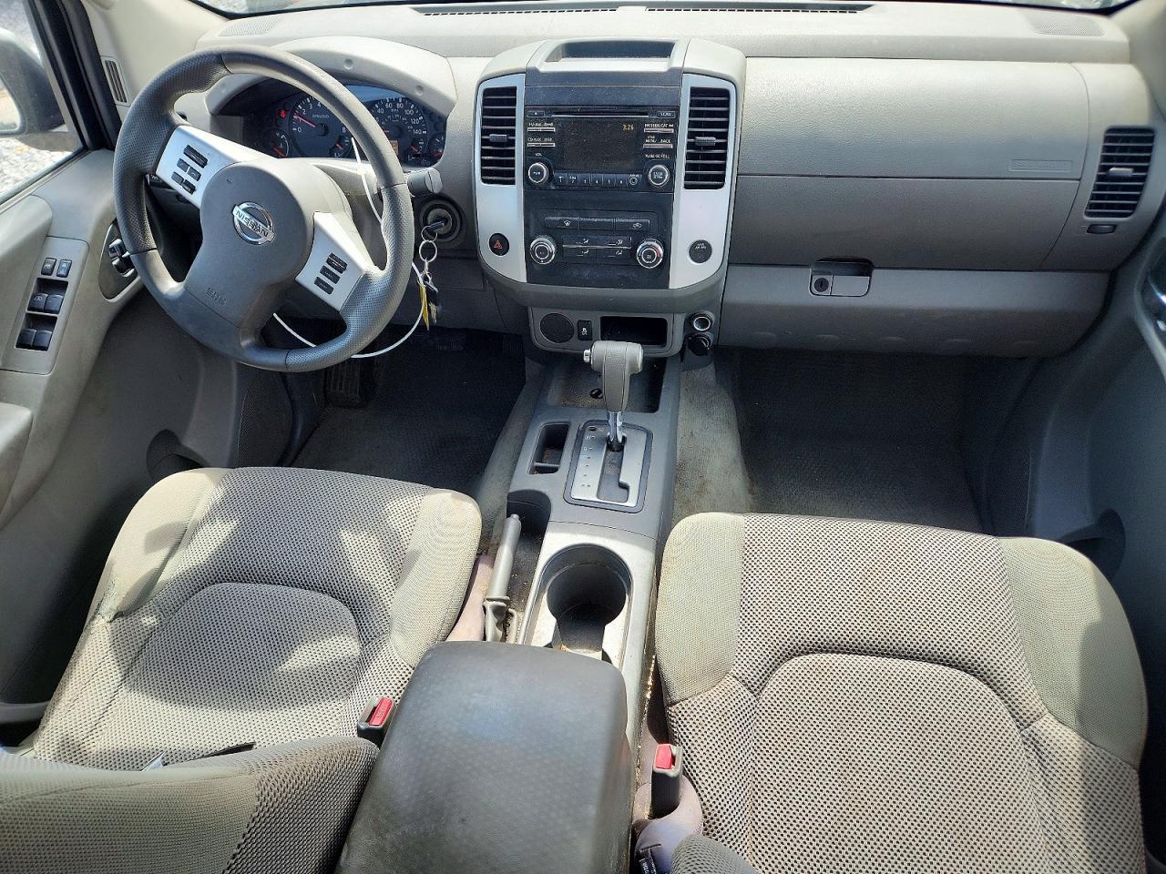 2014 Nissan Frontier SV