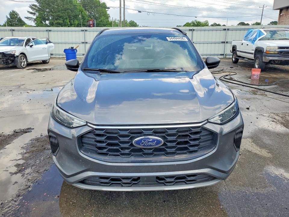 2024 Ford Escape st Line